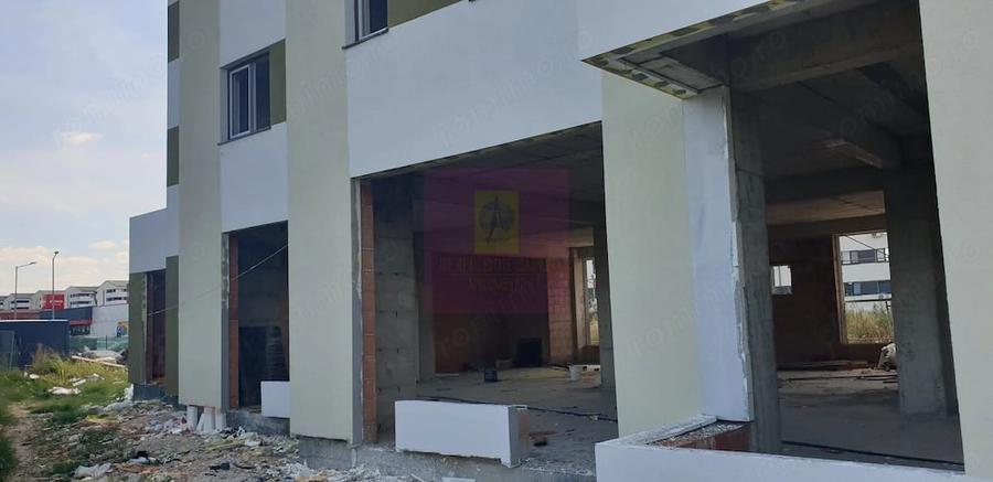 Spațiu comercial, de 330 mp, în Chiajna