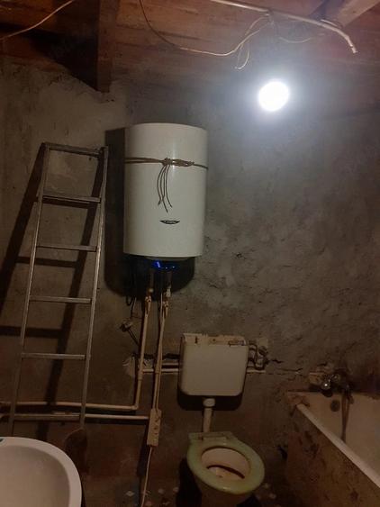 Casă cu 4 camere cu Teren 120 Mp în Rahova