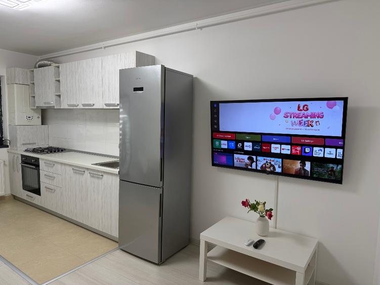 Apartament cu 2 camere decomandat în Păcii