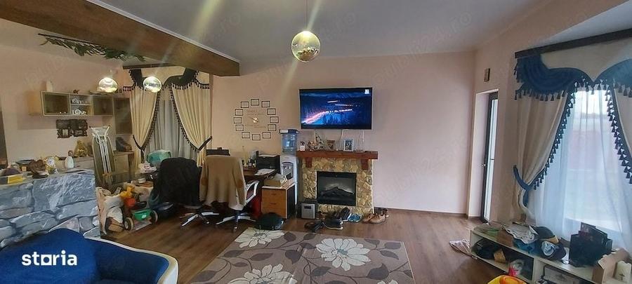 Casă cu 4 camere în Cornetu