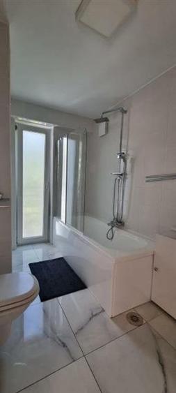 Apartament cu 3 camere decomandat în Aviatorilor