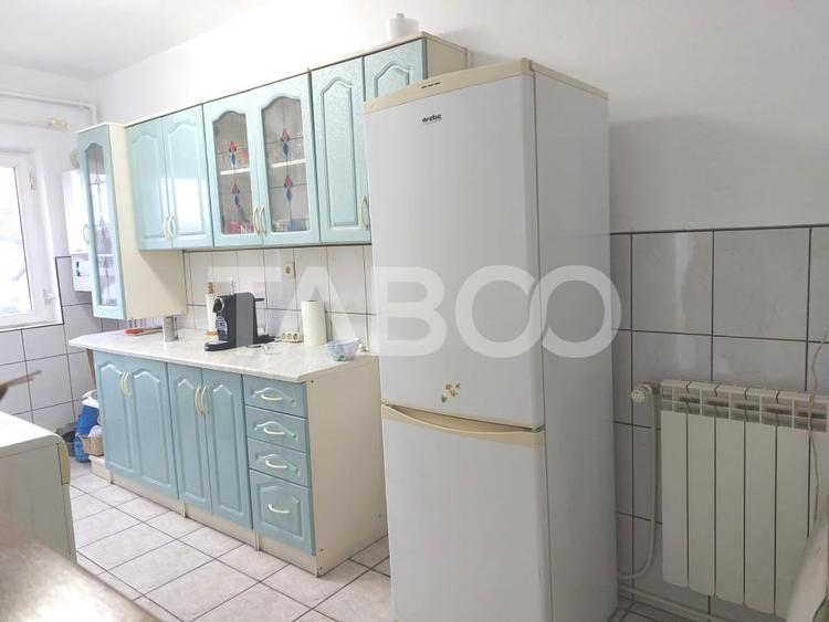 Apartament cu 2 camere nedecomandat, mobilat în Cisnădie