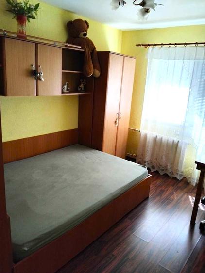 Apartament cu 3 camere decomandat în Rahova