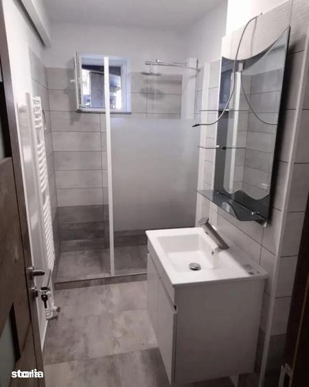 2 Camere Decomandat Podu Ros Langa Palas si Facultati - 2