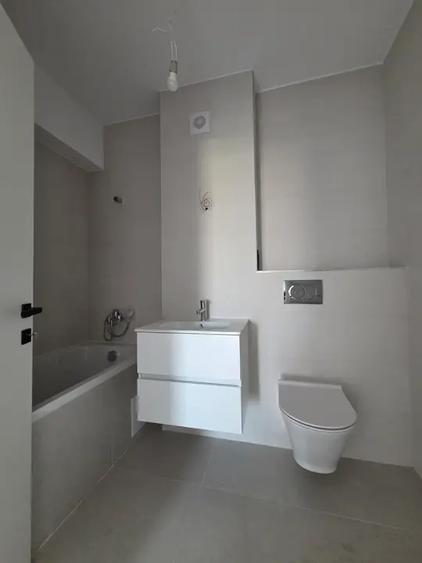 Apartament cu 4 camere decomandat în Theodor Pallady