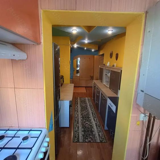 Apartament cu 3 camere decomandat în Central