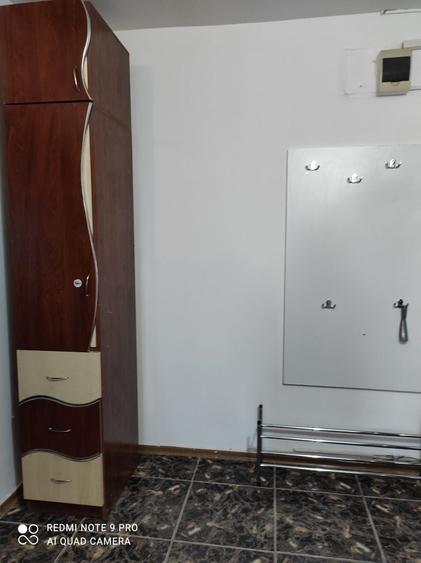 Apartament cu 2 camere decomandat în Lacu