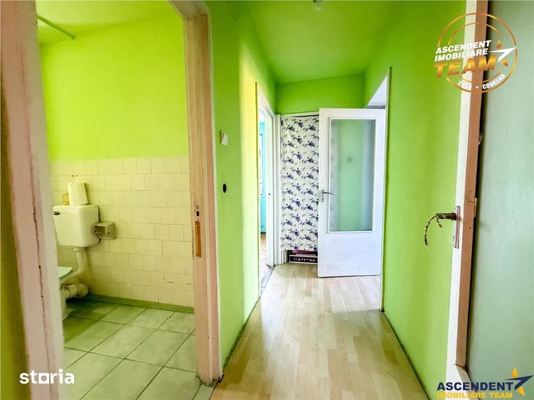 Apartament cu 3 camere, mobilat în Simeria