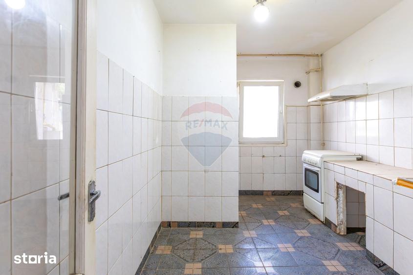 Apartament 3 camere decomandate Strada Orizontului , zona Letea - 6