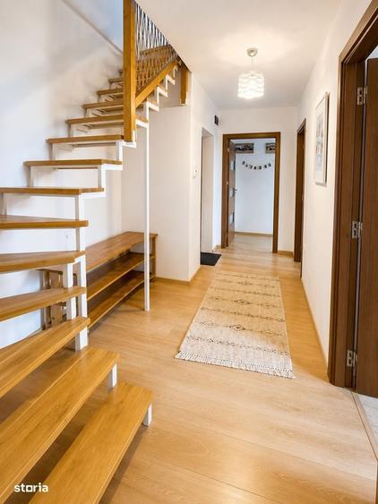 Apartament cu 4 camere decomandat în Baciu