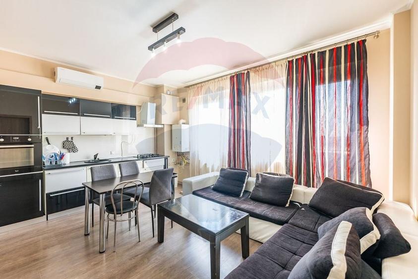 Apartament cu 2 camere semidecomandat, mobilat în UTA