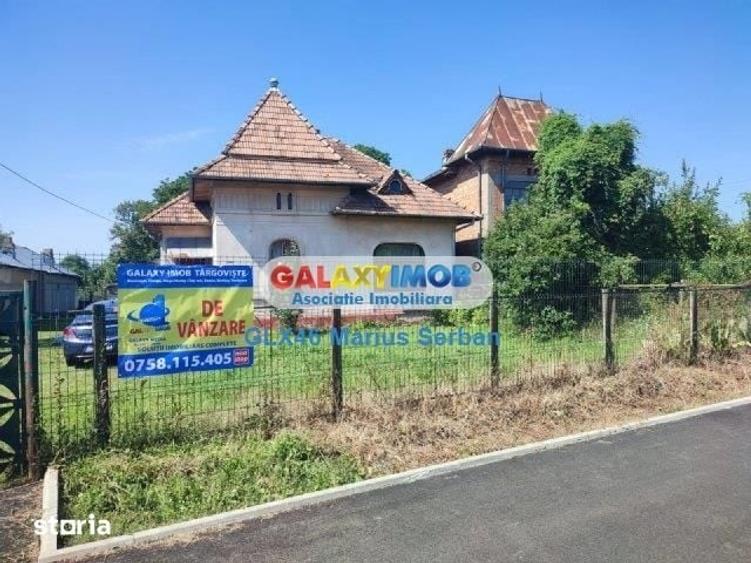 Casă cu 3 camere cu Teren 2354 Mp în Răzvad