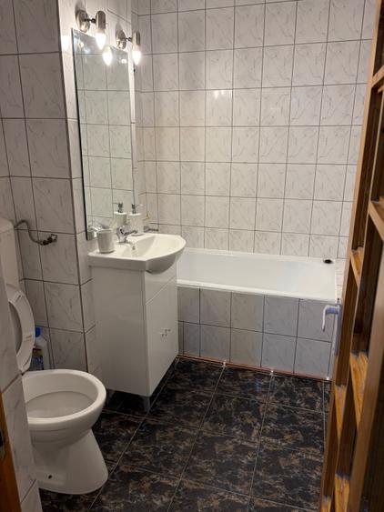 Apartament cu 2 camere decomandat, mobilat în Lipovei
