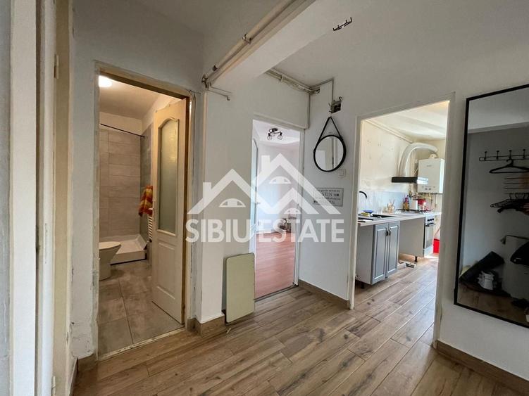 Apartament cu 2 camere decomandat în Ștrand