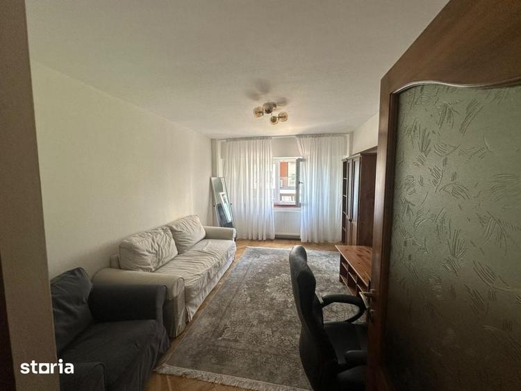 Apartament cu 3 camere decomandat în Lăpuș Argeș