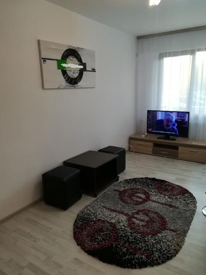 Part. Inchiriez apartament 2 camere decomandat bloc nou, 2 locuri parcare terasa 17 mp - 2