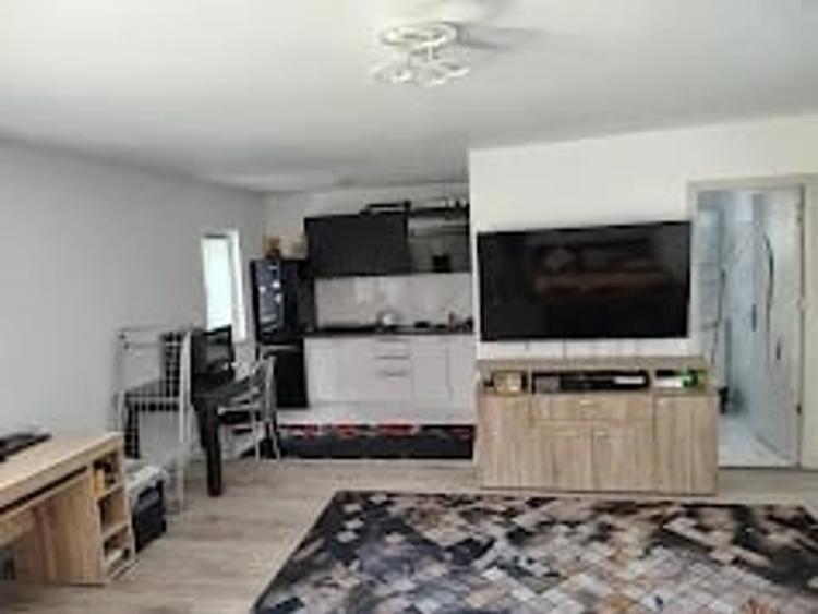 Casă cu 1 camere cu Teren 6517 Mp în Negrești