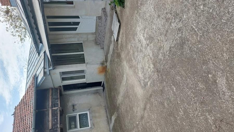 Casă în Baba Ana