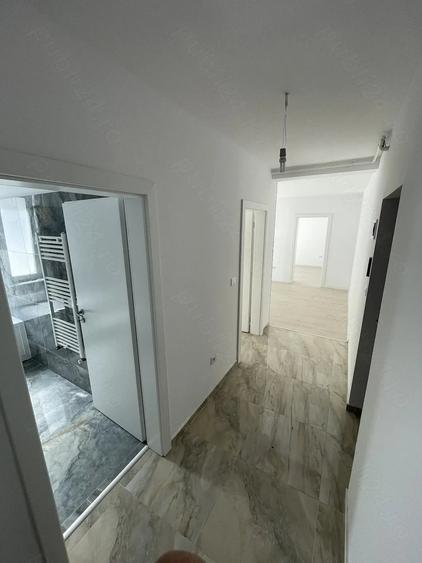 Apartament cu 2 camere decomandat în Neptun