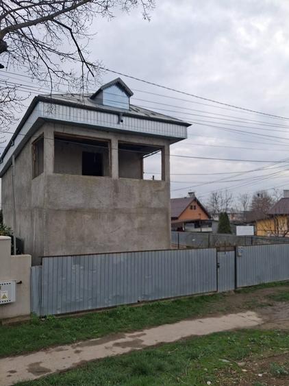 Casă cu 3 camere în Șendreni