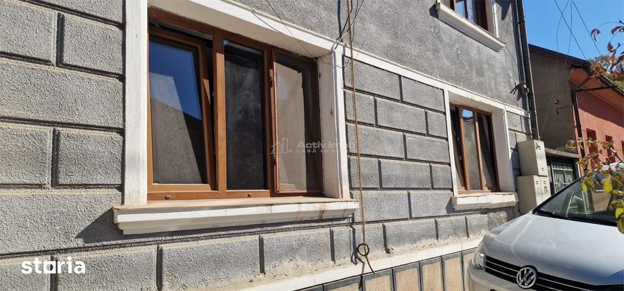 Casă cu 2 camere cu Canalizare în Sud