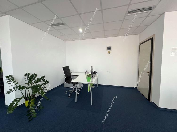 Birou, de 116 mp, în Central