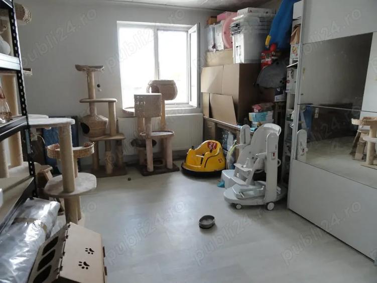 Casă cu 5 camere cu Teren 500 Mp în Central