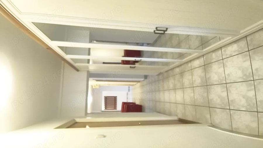 Apartament cu 4 camere decomandat în 1 Mai