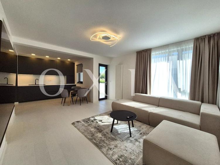 Apartament cu 3 camere decomandat, mobilat în Dumbrăvița