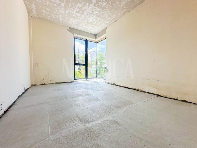 Duplex cu 4 camere cu Canalizare în Grigorescu