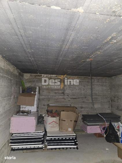 Casă cu 4 camere cu Teren 420 Mp în Tomești