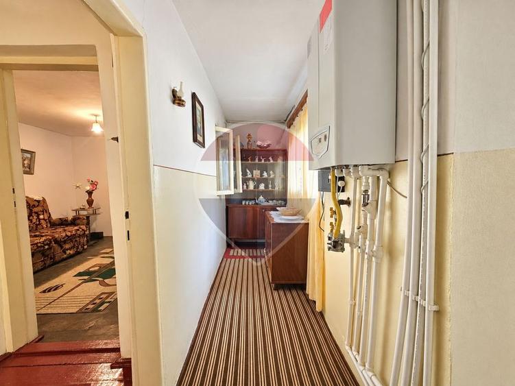 Casă cu 3 camere de vânzare în zona Bratianu - 6