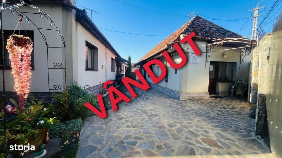 Casă cu 4 camere în Central