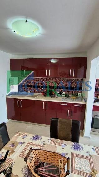 Apartament cu 2 camere decomandat, mobilat în Torontalului
