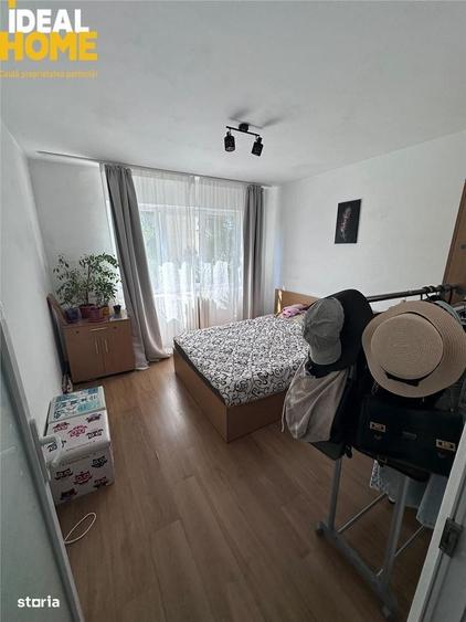 Apartament cu 3 camere semidecomandat în Alexandru cel Bun