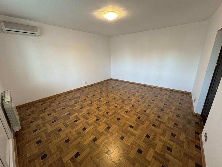Apartament cu 2 camere decomandat în Dristor