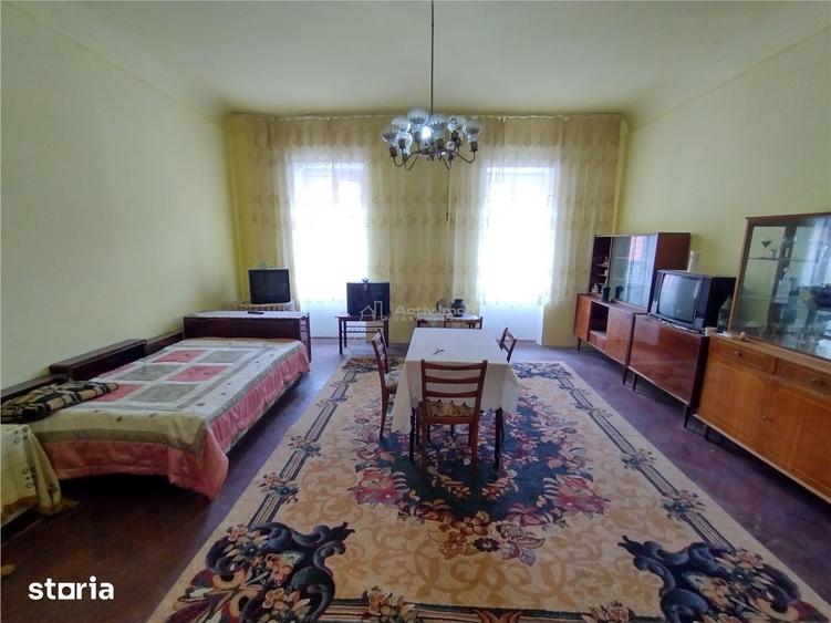Apartament cu 2 camere semidecomandat în Central