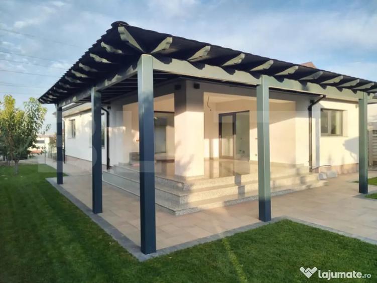 Casă cu 4 camere cu Teren 1000 Mp în Central