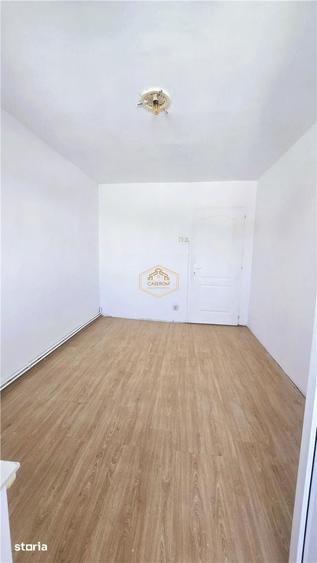 Apartament cu 2 camere decomandat în Micro 14