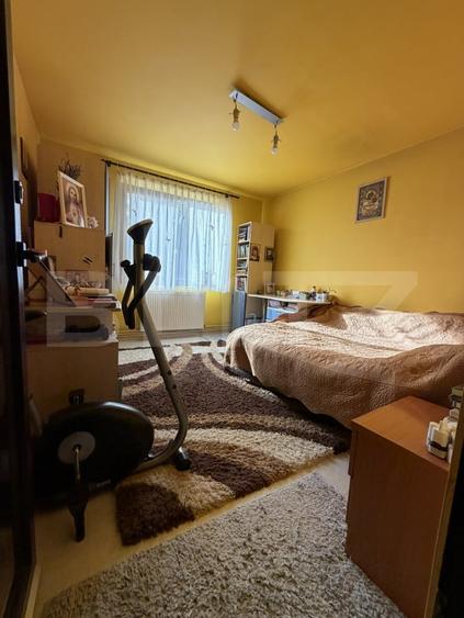 Apartament central, 3 camere, zona Plopilor - 9