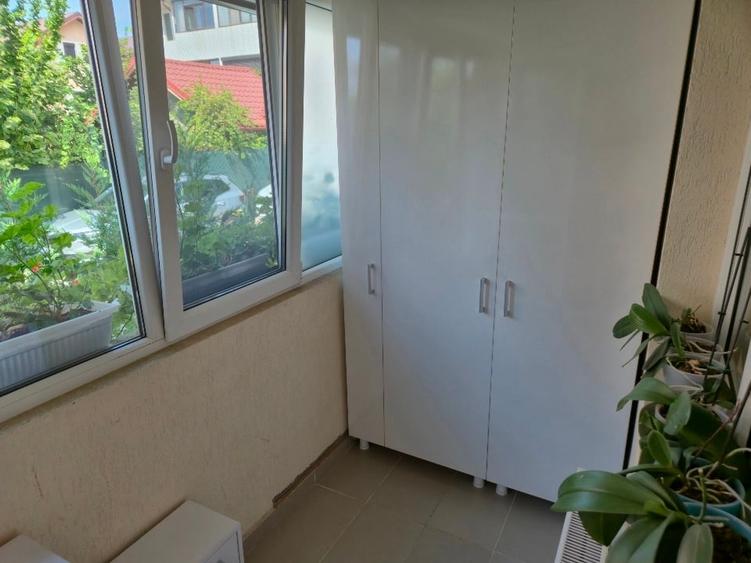 Apartament cu 2 camere decomandat, mobilat în Central