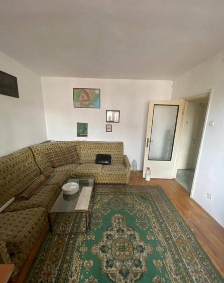 Apartament cu 3 camere decomandat în Mărăști