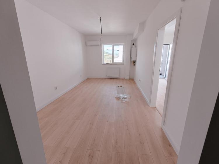 Apartament o camera | 38 mp | etaj 2 | zona Terra - 5