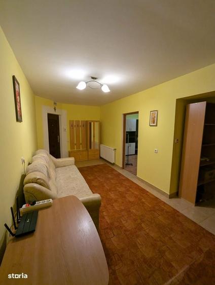 Apartament cu 3 camere decomandat în Apahida