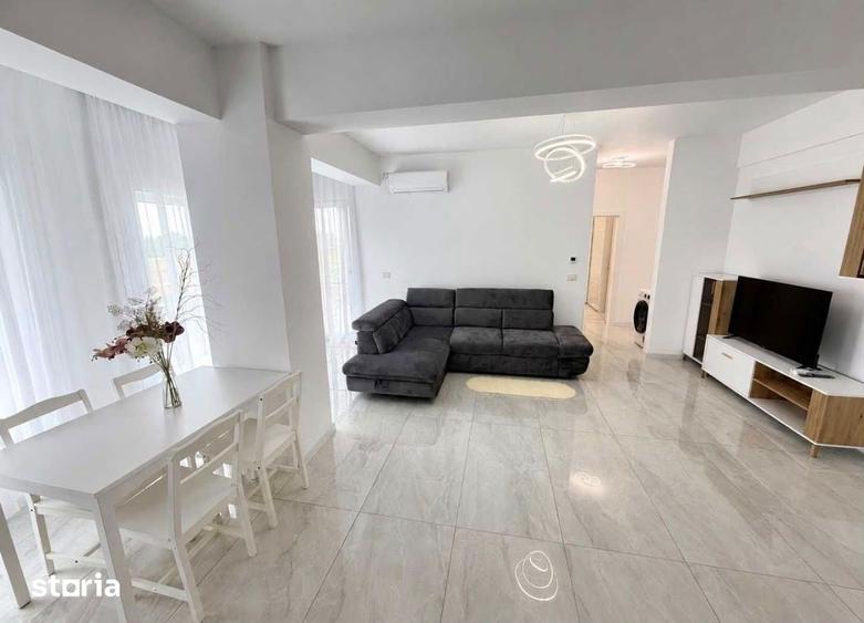Apartament cu 2 camere semidecomandat în Ghiroda