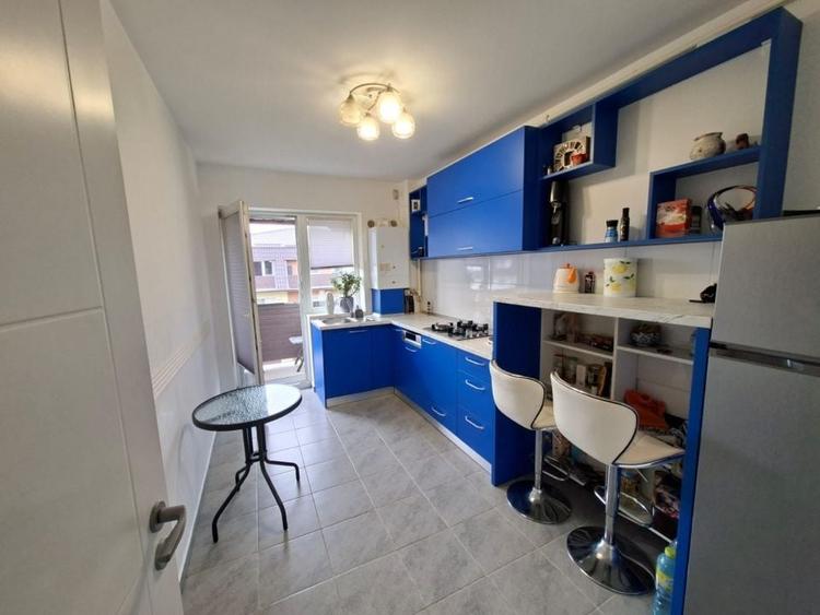 Apartament cu 2 camere decomandat, mobilat în Sânpetru