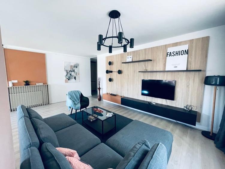 Apartament cu 2 camere decomandat, mobilat în Torontalului