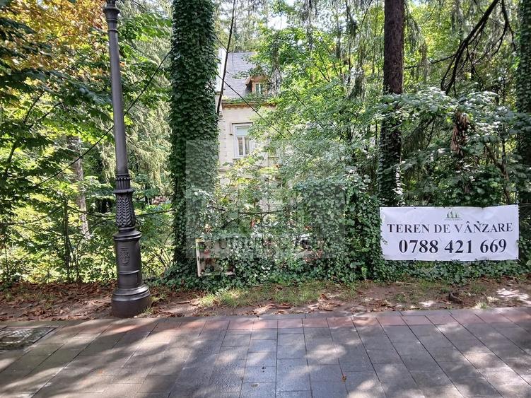 Propietate de vanzare- 3,313 mp Sinaia central! Teren si apartament! - 1