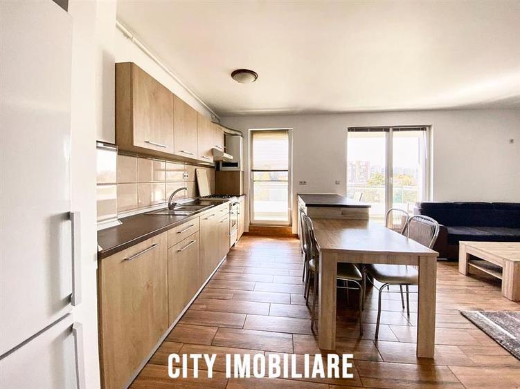 Apartament cu 3 camere semidecomandat, mobilat în Gheorgheni