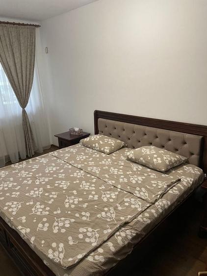 Apartament cu 3 camere în Dudu